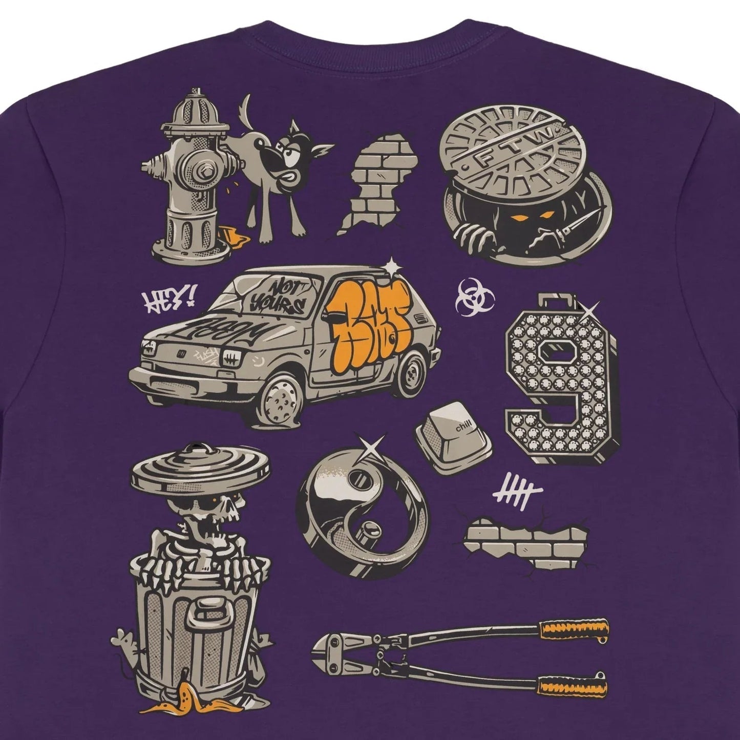 T-SHIRT DARK MESS
