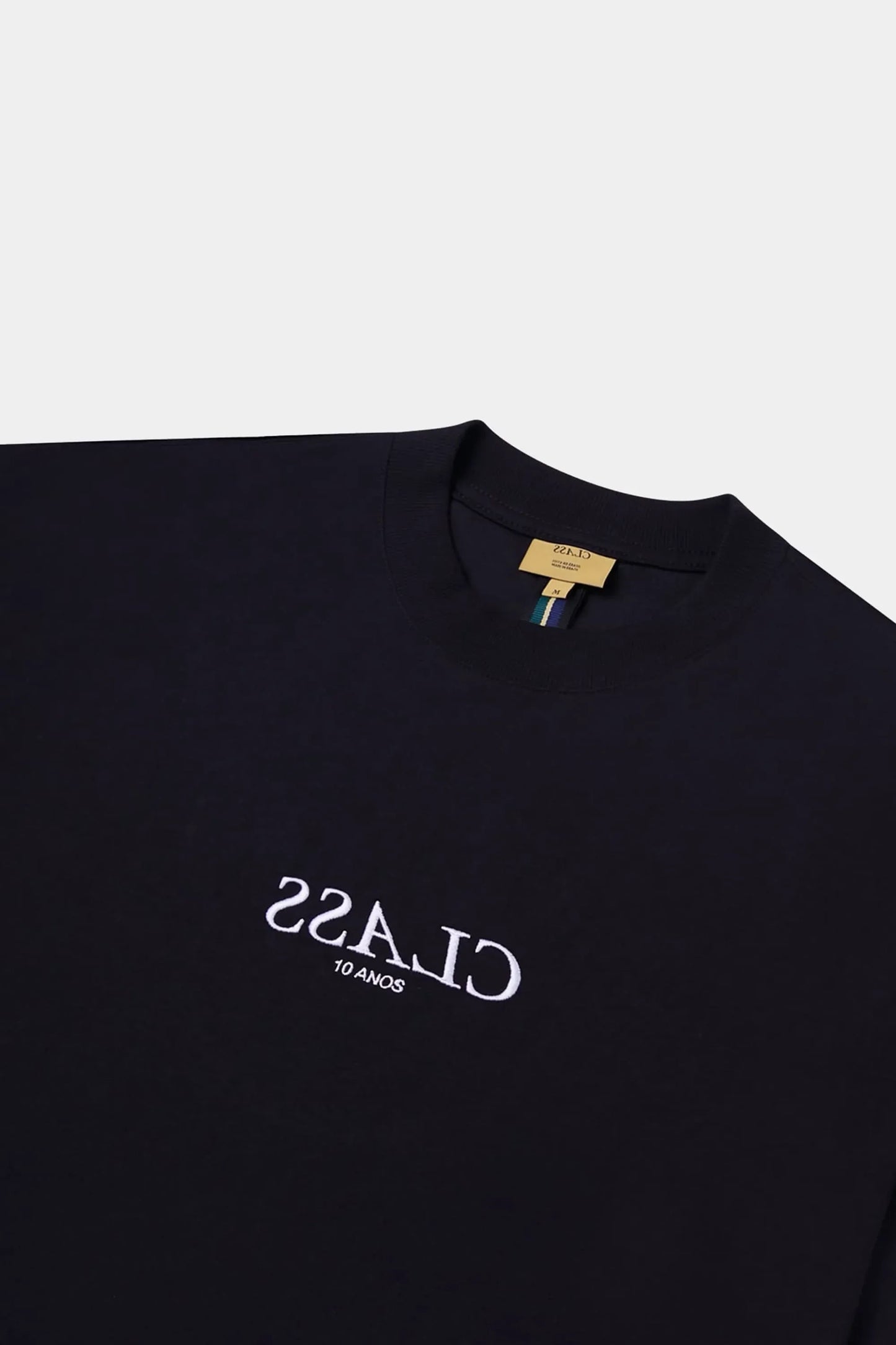 Camiseta Class Inverso 10 Anos (Black)
