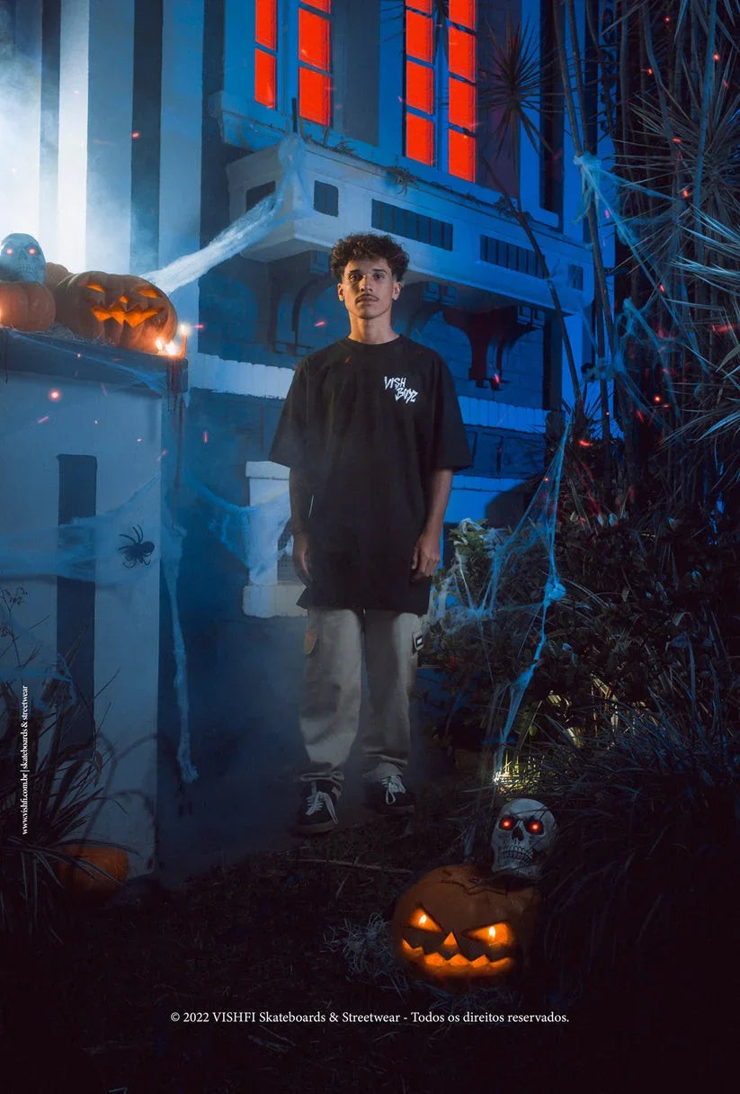CAMISETA VISHBOYZ SKULL PRETA - "HALLOWEEN 2022"