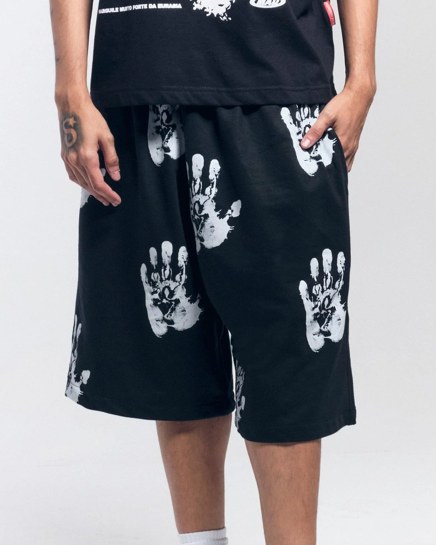 BERMUDA ALL HANDS BLACK