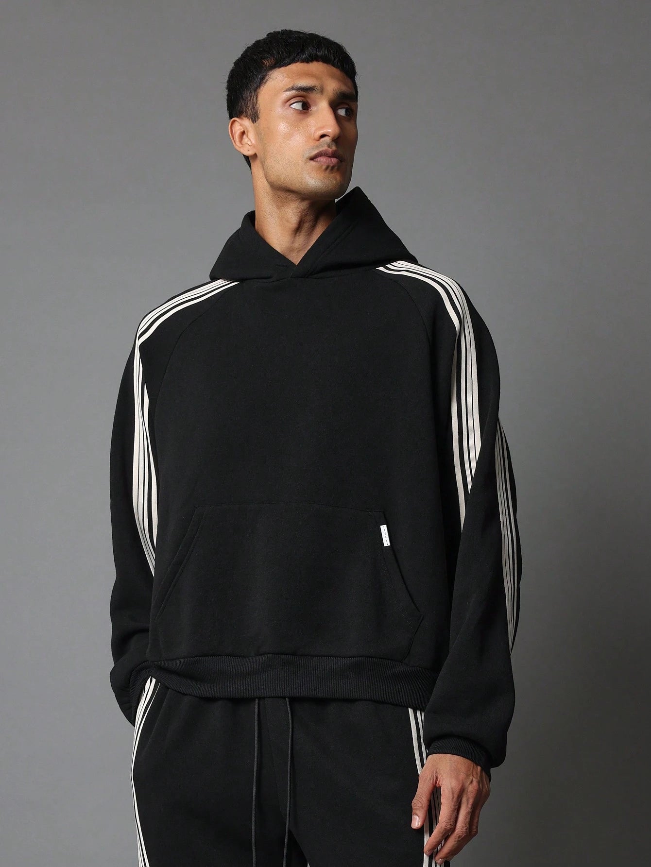 Conjunto Oversized Overhead Black Linhes
