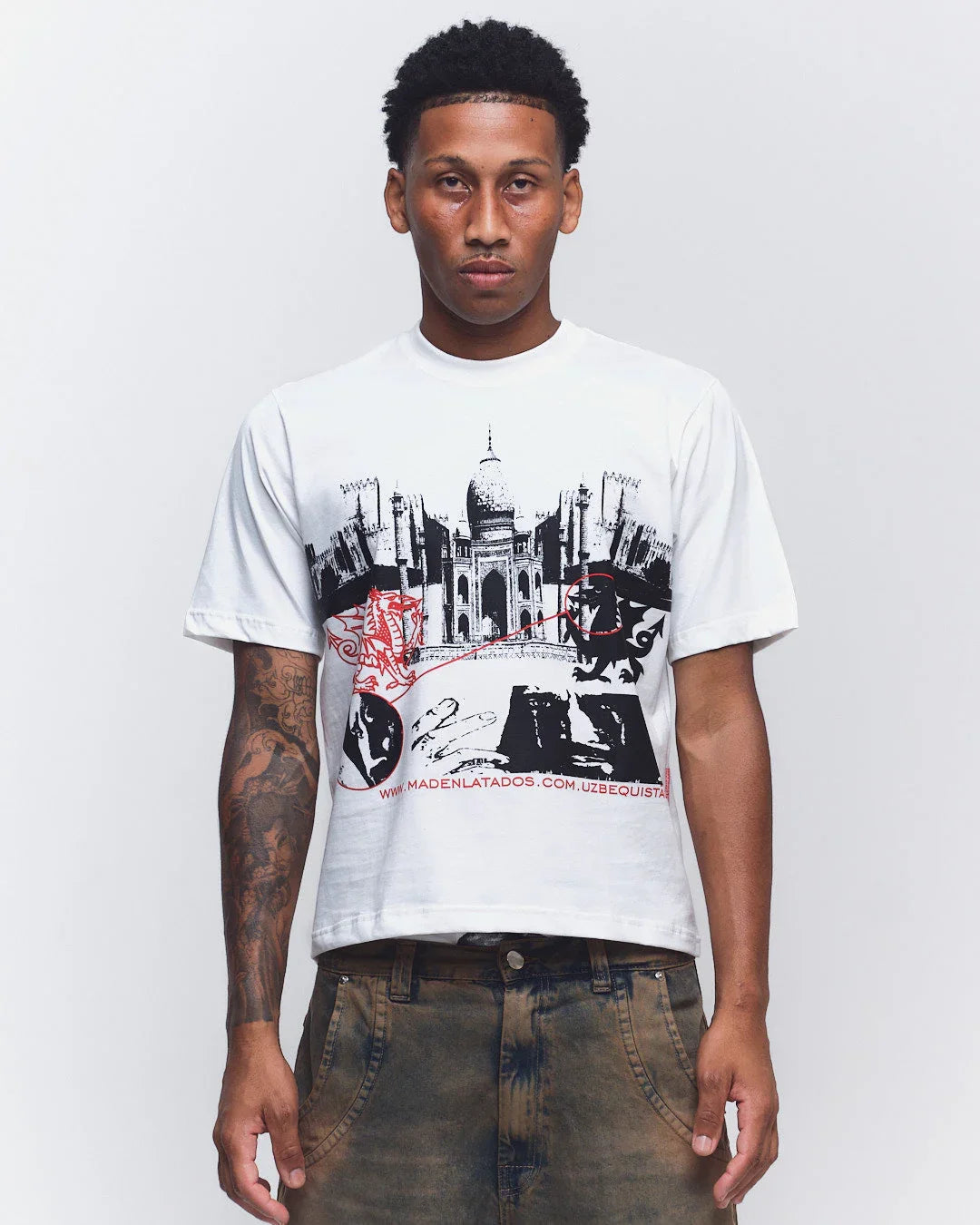 CAMISETA CONSPIRAÇÃO (OFF WHITE)