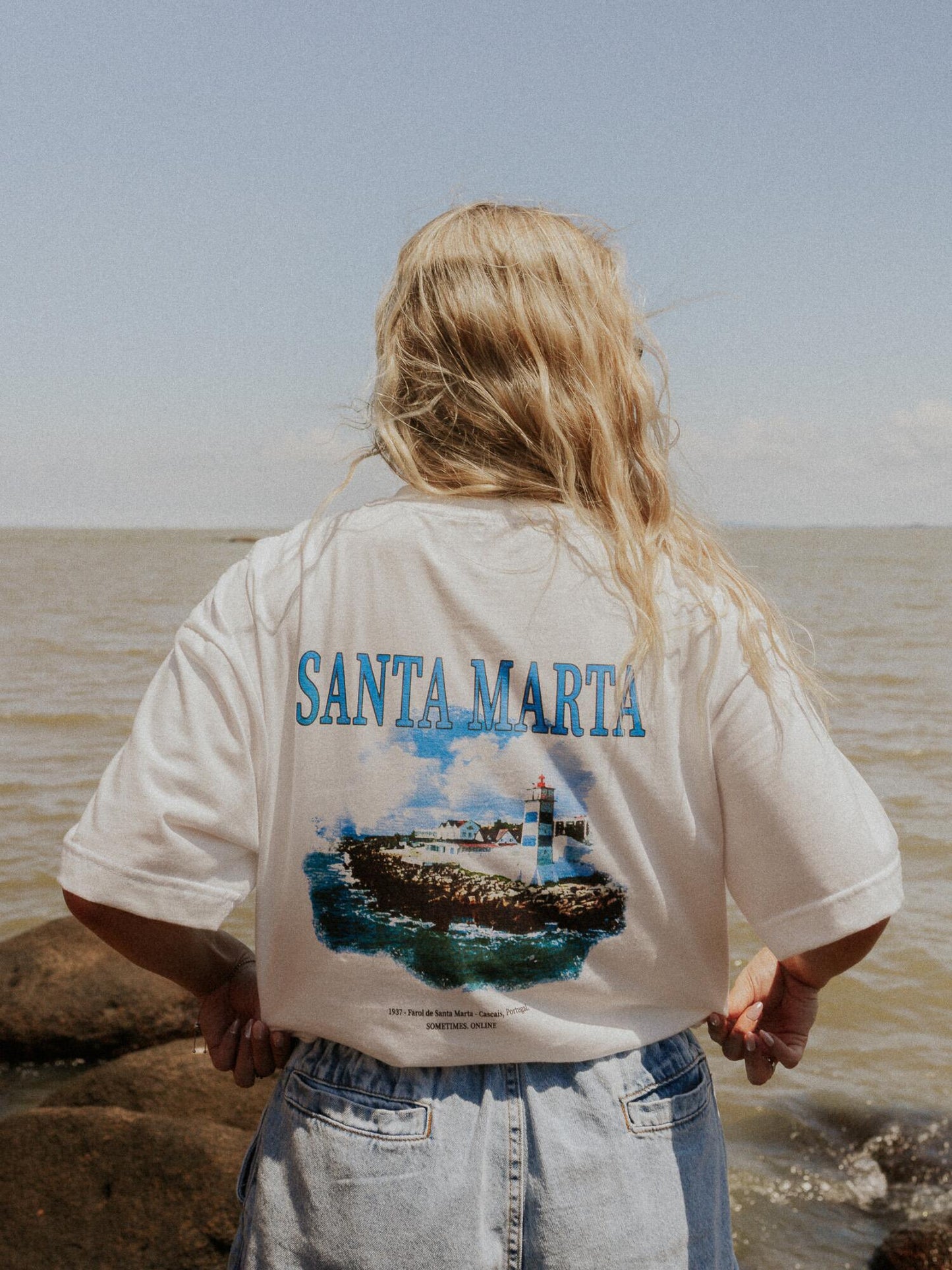 T-SHIRT BOXY SANTA MARTA
