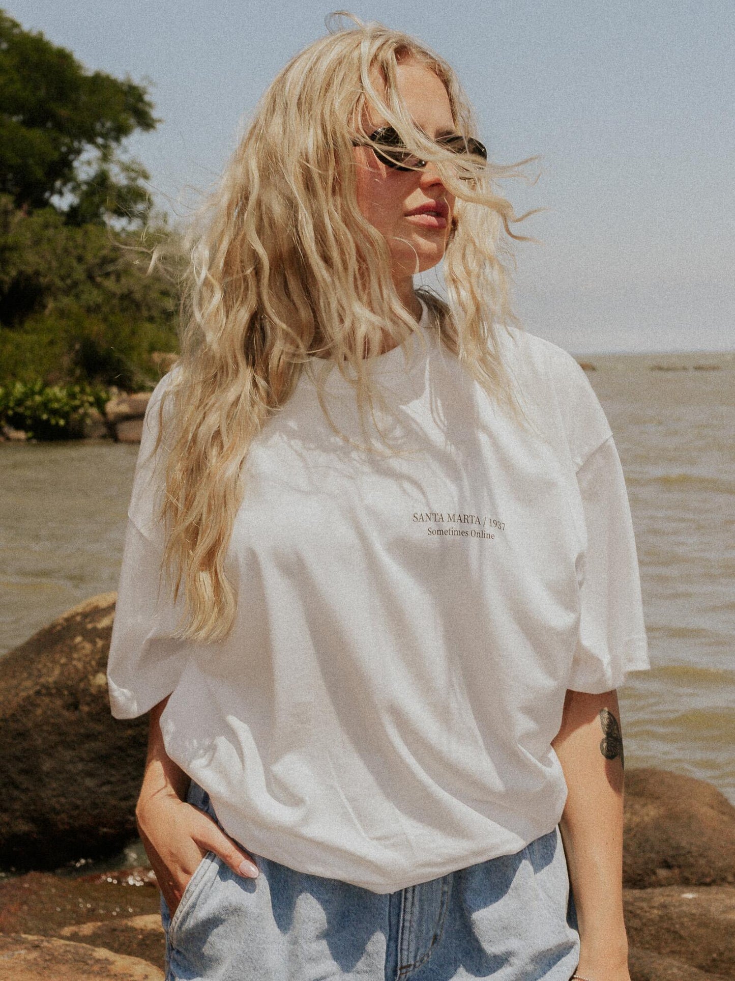 T-SHIRT BOXY SANTA MARTA