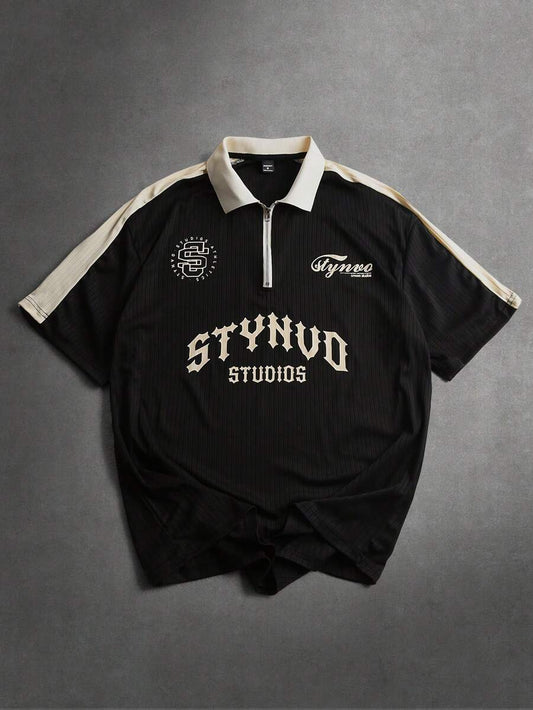 STYNVO Camisa Polo Casual Masculina com Estampa de Letra em Bloco de Cores, Verão