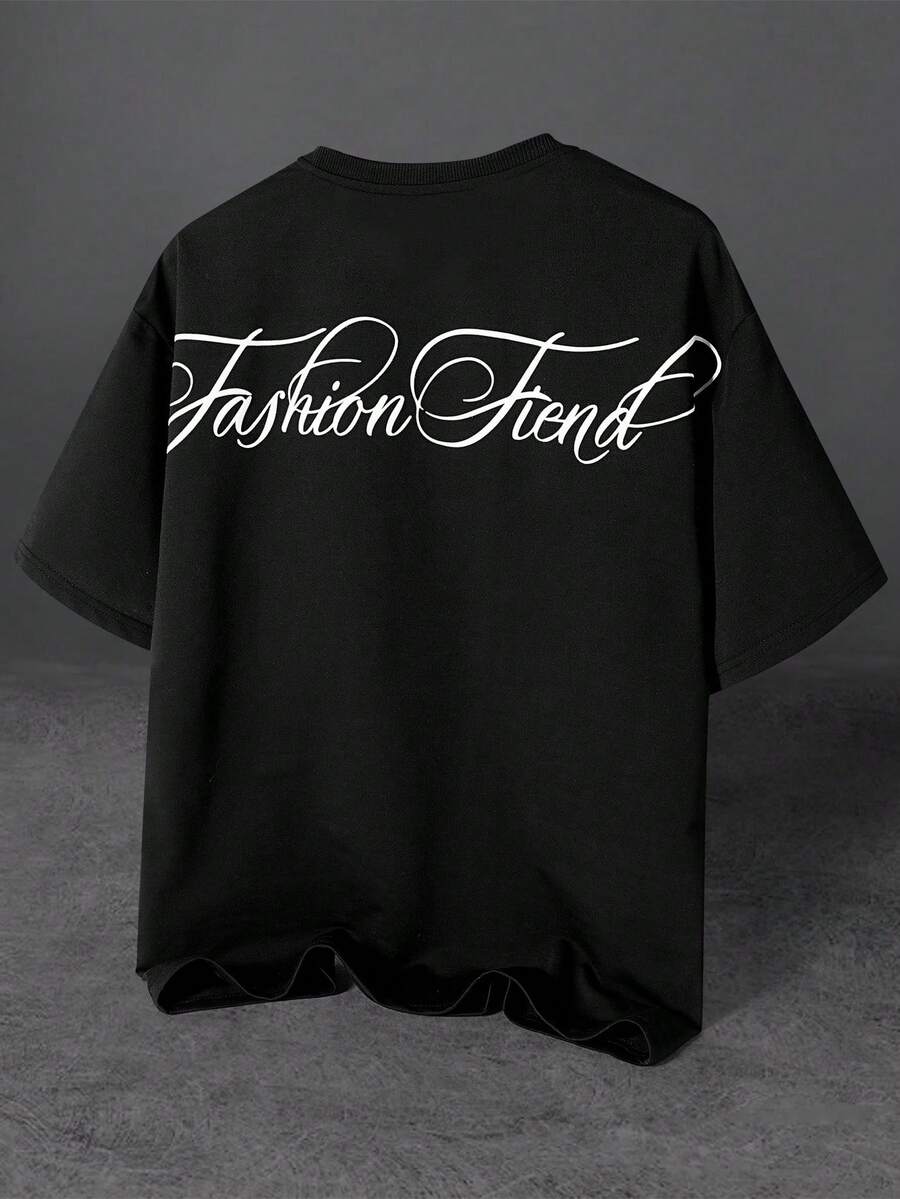 STYNVO Camiseta Branca Solta com Estampa de Letra, Ombros Caídos, Casual para Férias e Transporte, Moda de Rua, Verão