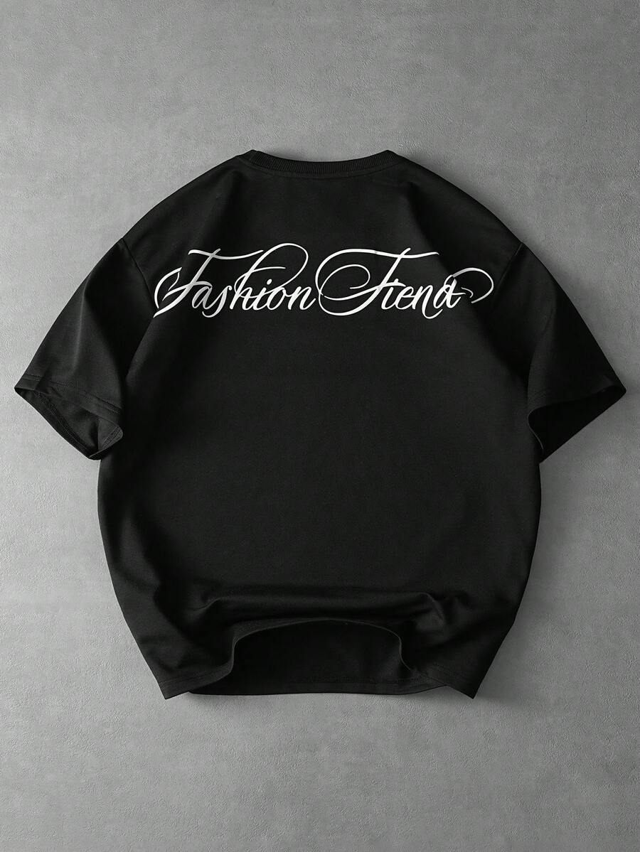 STYNVO Camiseta Branca Solta com Estampa de Letra, Ombros Caídos, Casual para Férias e Transporte, Moda de Rua, Verão