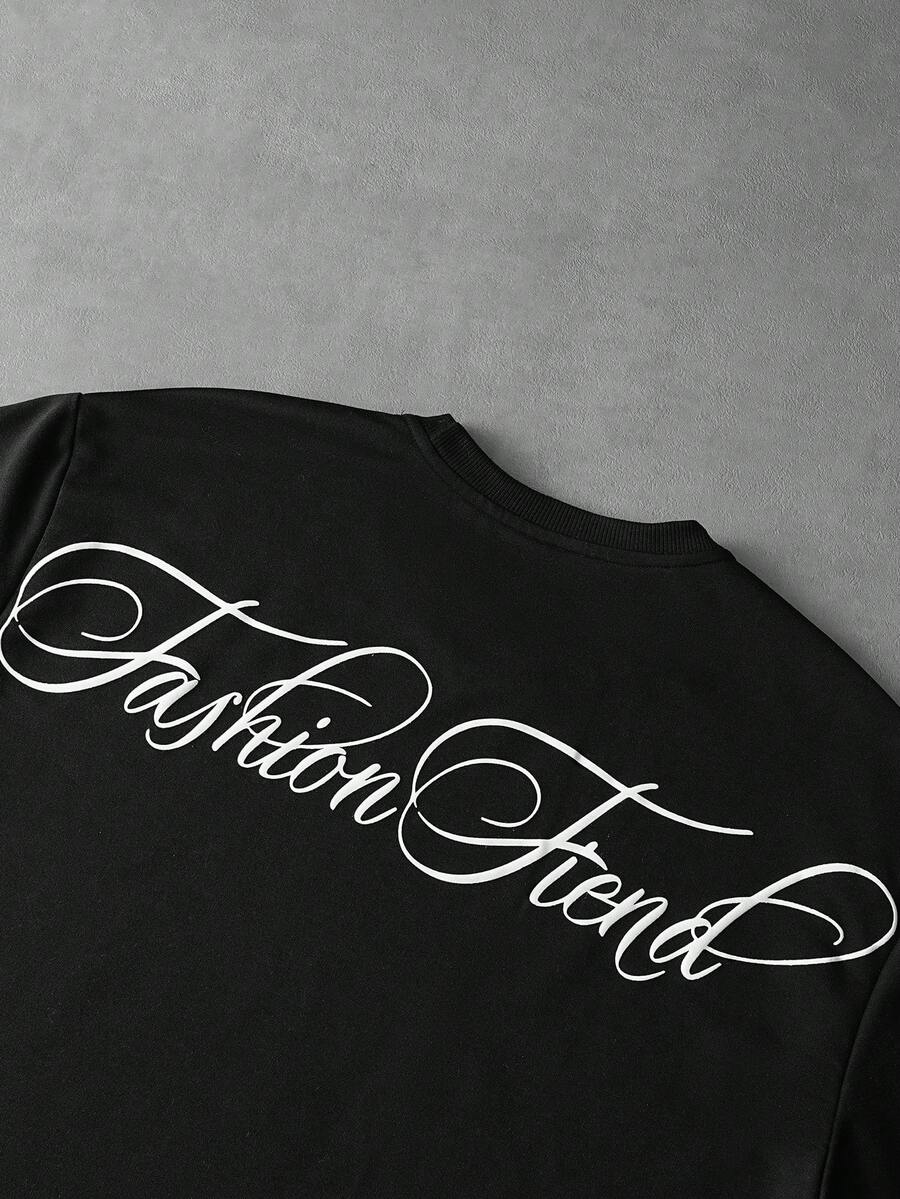 STYNVO Camiseta Branca Solta com Estampa de Letra, Ombros Caídos, Casual para Férias e Transporte, Moda de Rua, Verão