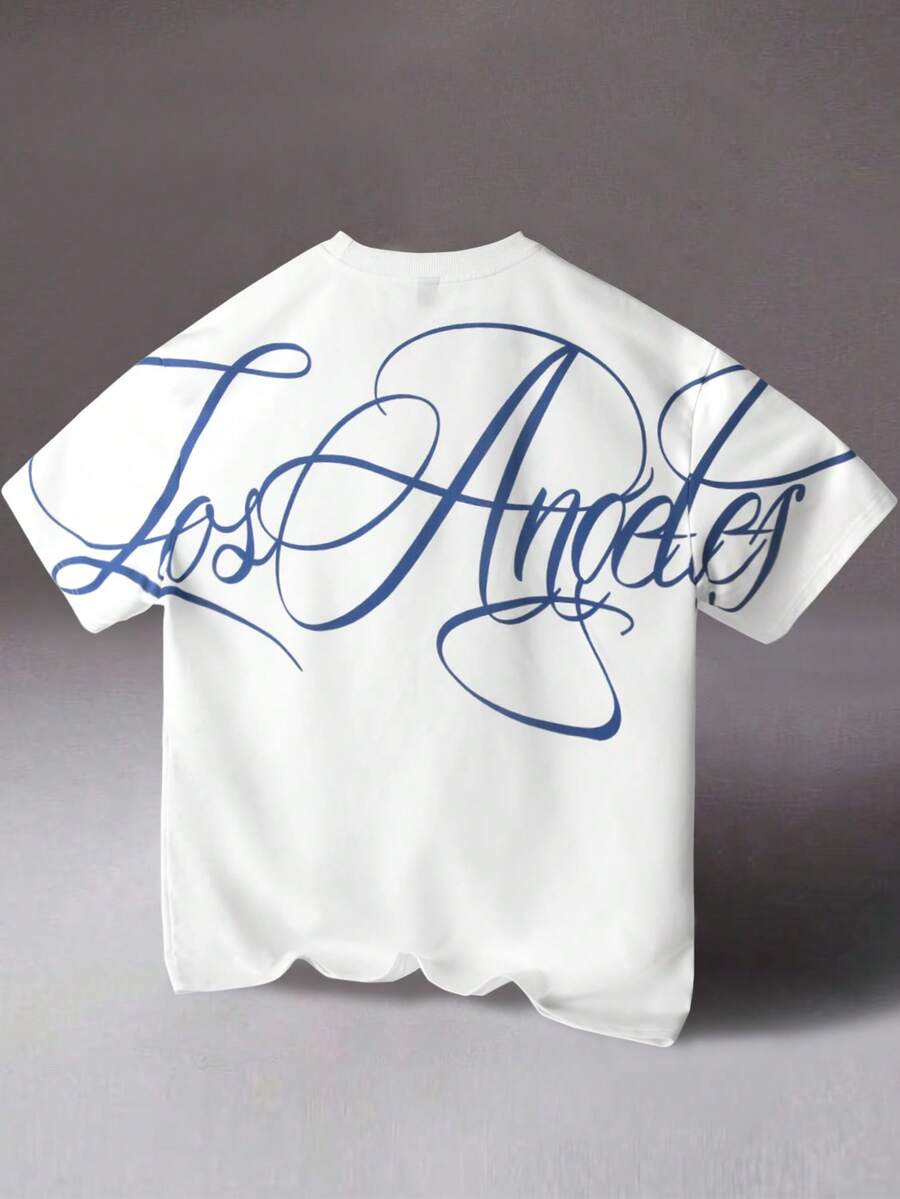 STYNVO Camiseta Branca Solta com Estampa de Letra, Ombros Caídos, Casual para Férias e Transporte, Moda de Rua, Verão