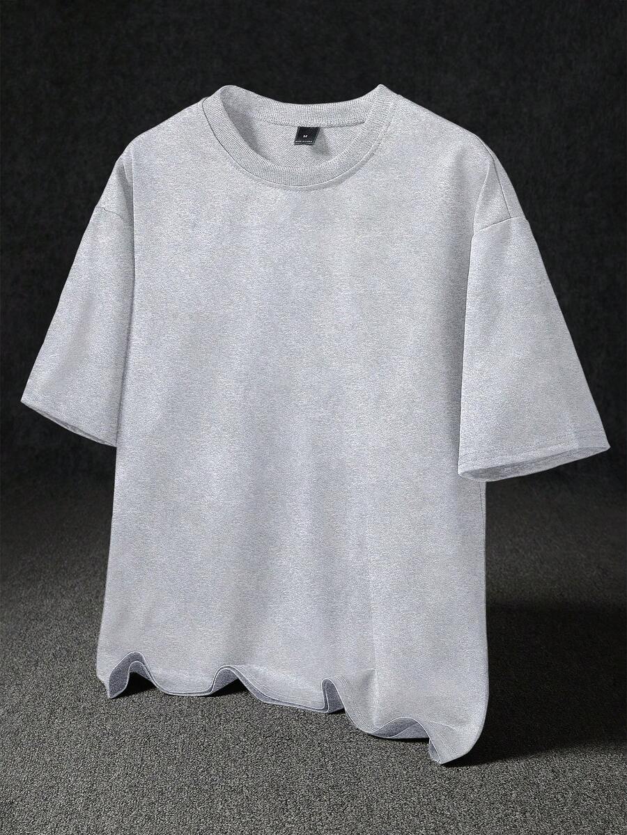 STYNVO Camiseta Branca Solta com Estampa de Letra, Ombros Caídos, Casual para Férias e Transporte, Moda de Rua, Verão