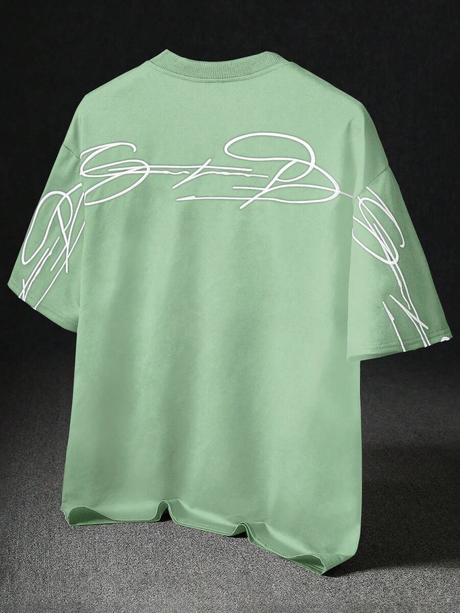 STYNVO Camiseta Branca Solta com Estampa de Letra, Ombros Caídos, Casual para Férias e Transporte, Moda de Rua, Verão