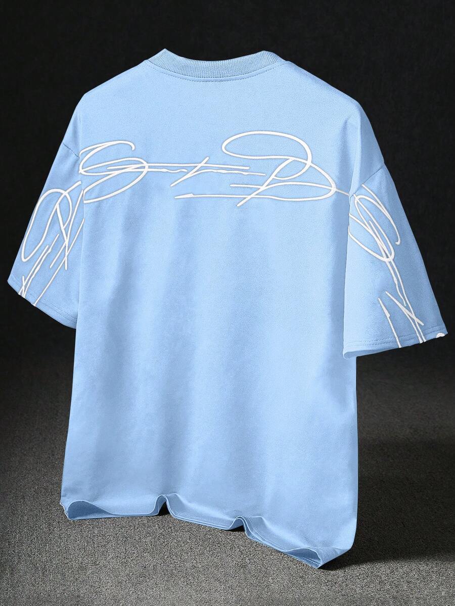STYNVO Camiseta Branca Solta com Estampa de Letra, Ombros Caídos, Casual para Férias e Transporte, Moda de Rua, Verão