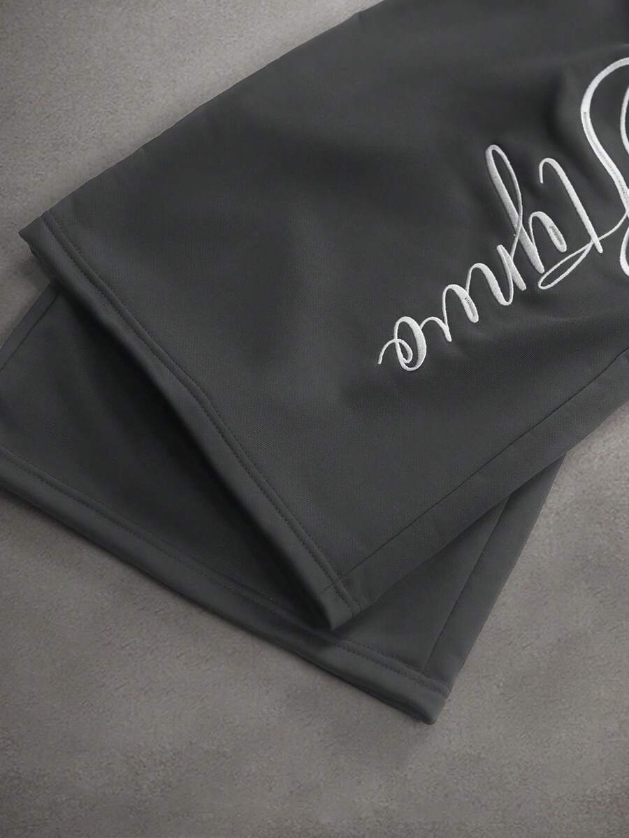 STYNVO Calça Masculina com Estampa de Letra, Cintura com Cordão e Bolso, Perna Larga