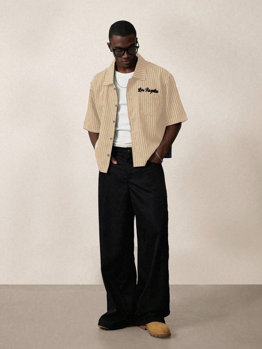 STYNVO Camisa Casual Masculina Listrada com Bordado de Letra, Verão