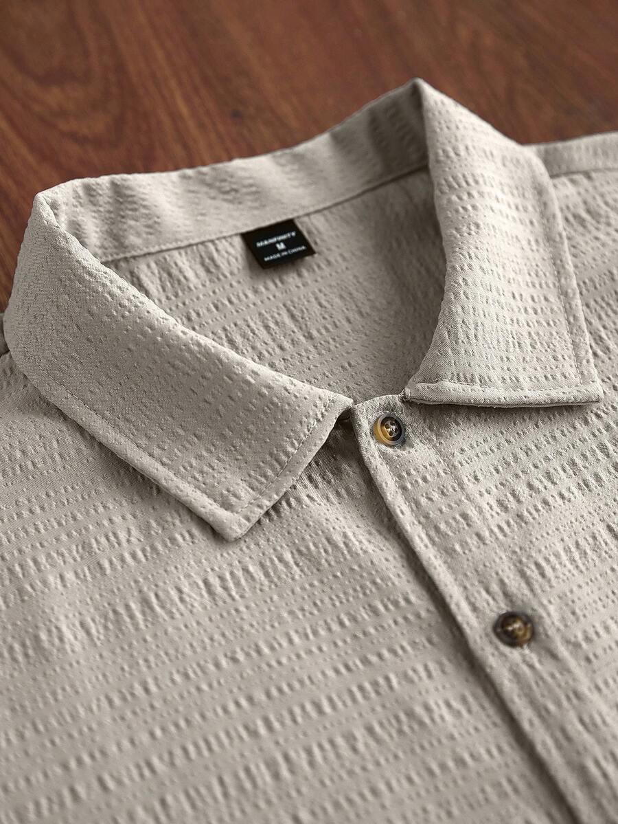STYNVO Camisa Casual Masculina Listrada com Bordado de Letra, Verão