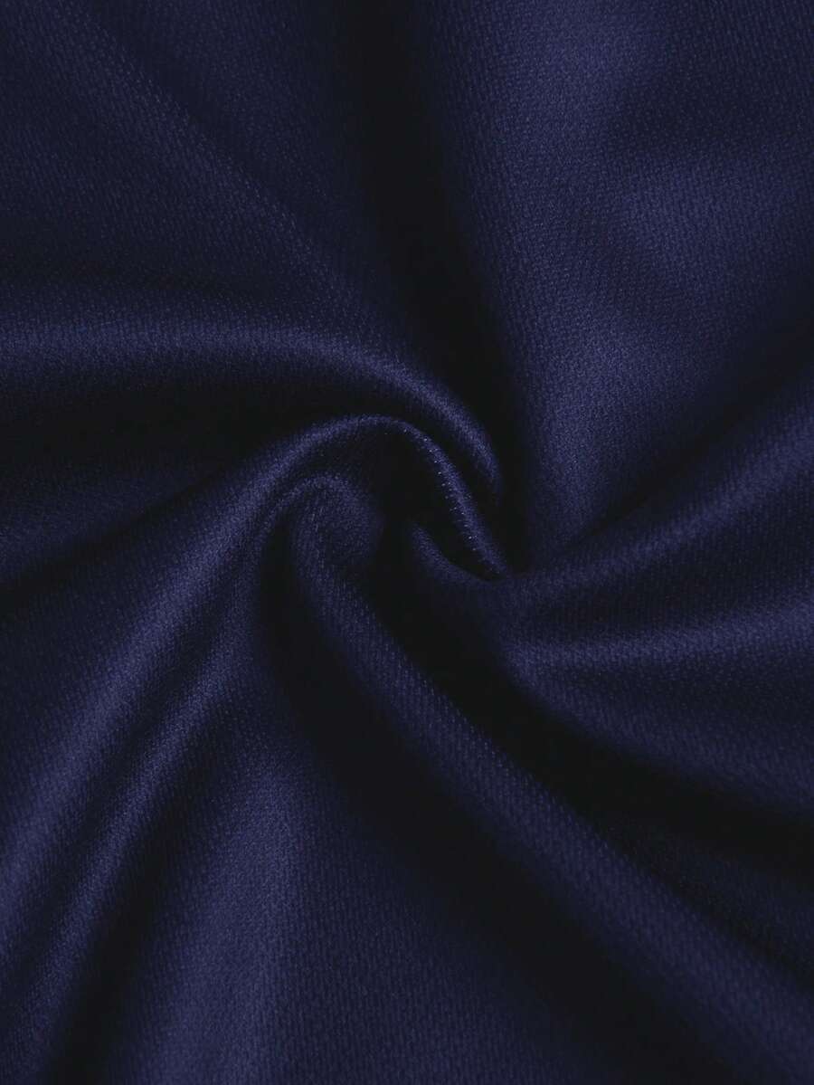 STYNVO Camisa Polo Masculina Versátil com Estampa de Letra, Listras e Contraste de Cor, Botões e Meio Bolso