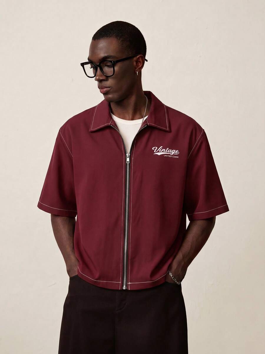 STYNVO Camisa Casual Masculina Listrada com Bordado de Letra, Verão
