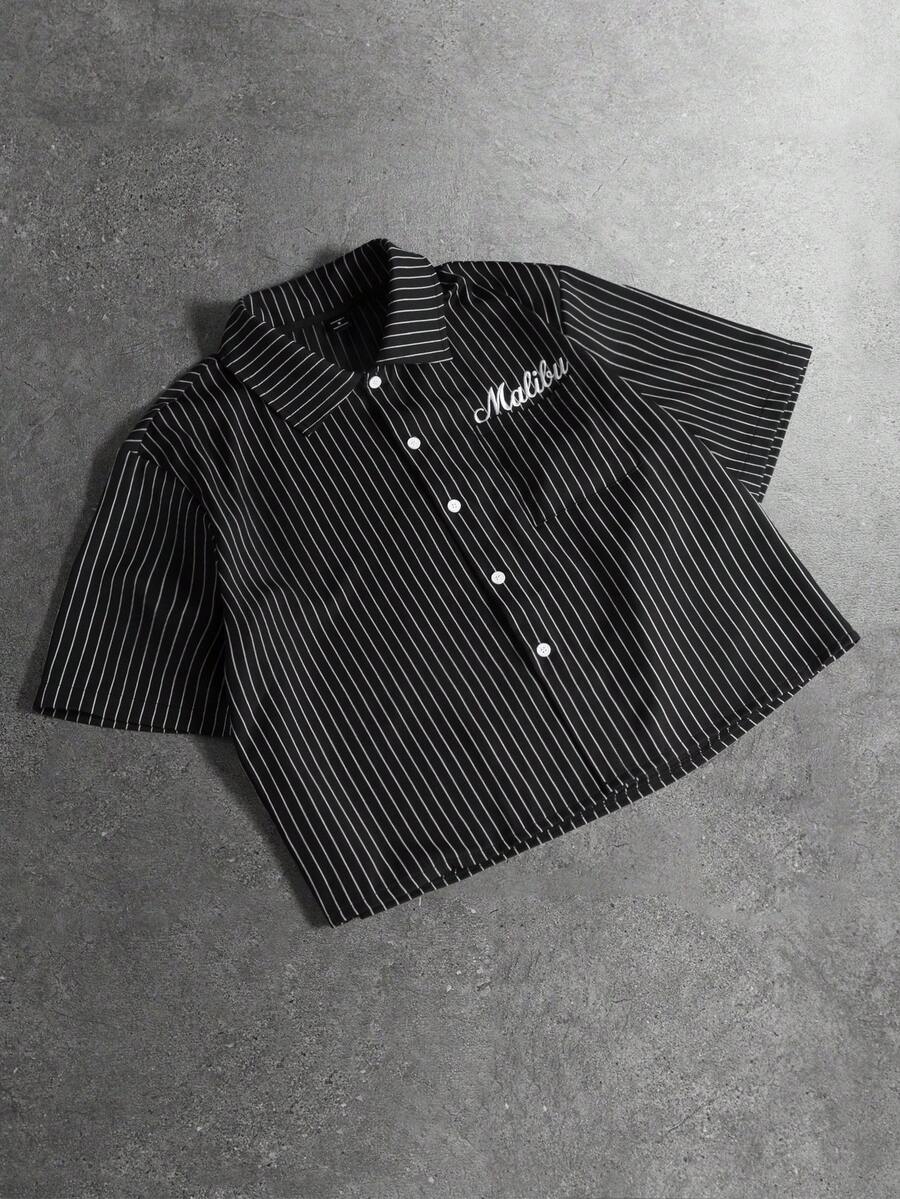 STYNVO Camisa Casual Masculina Listrada com Bordado de Letra, Verão
