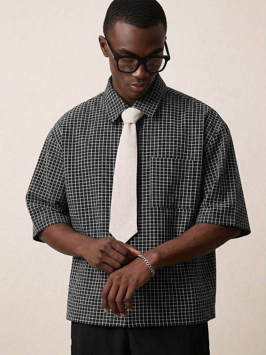 STYNVO Camisa Casual Masculina Listrada com Bordado de Letra, Verão