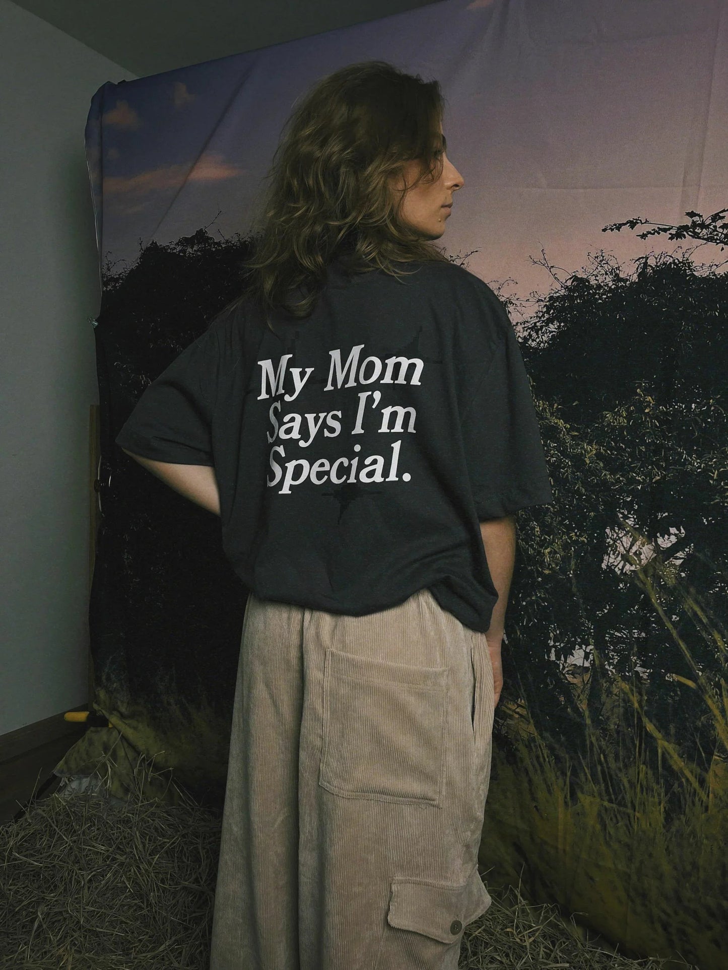 T-SHIRT MY MOM SAYS