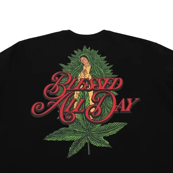 CAMISETA DARK BLESSED