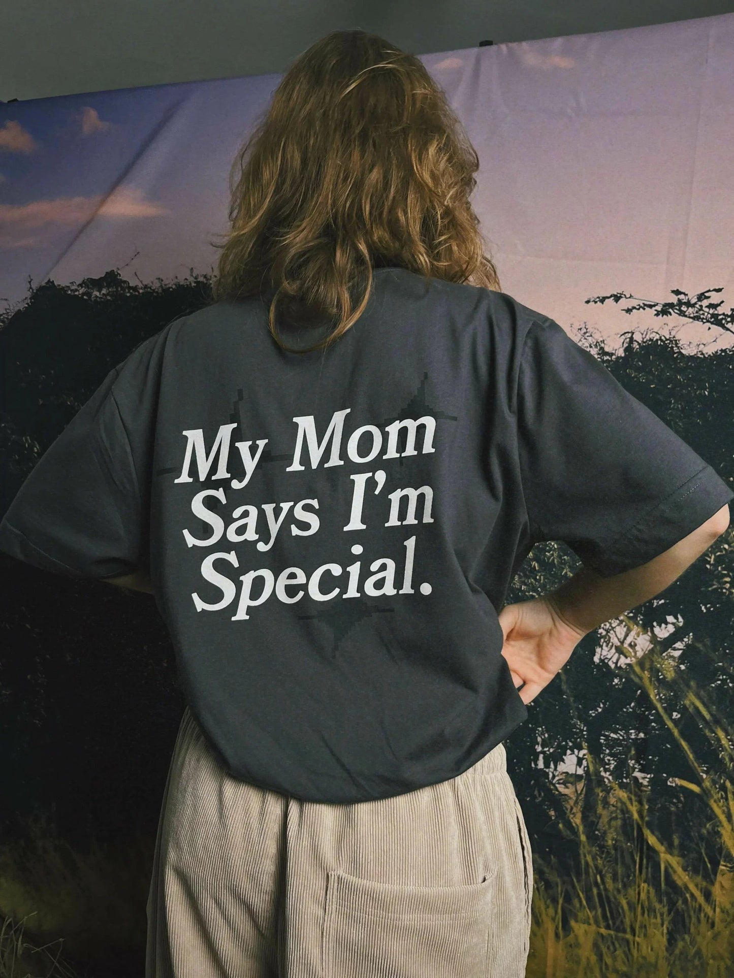 T-SHIRT MY MOM SAYS