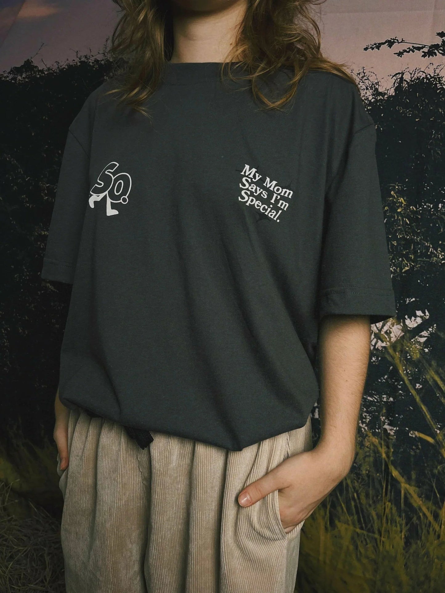 T-SHIRT MY MOM SAYS