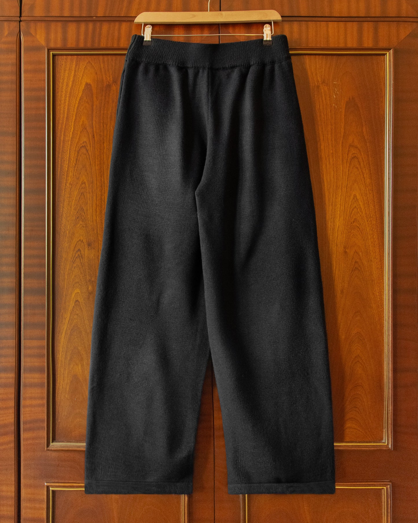 CALÇA KNIT RELAXED BLACK