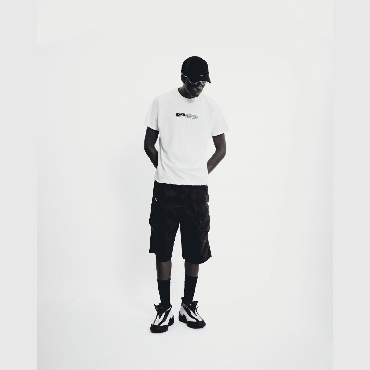 Camiseta Oakley x PIET Caution Ripped