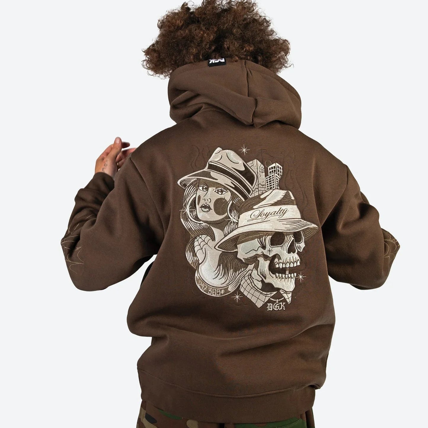 MOLETOM SORENO EMBROIDERED