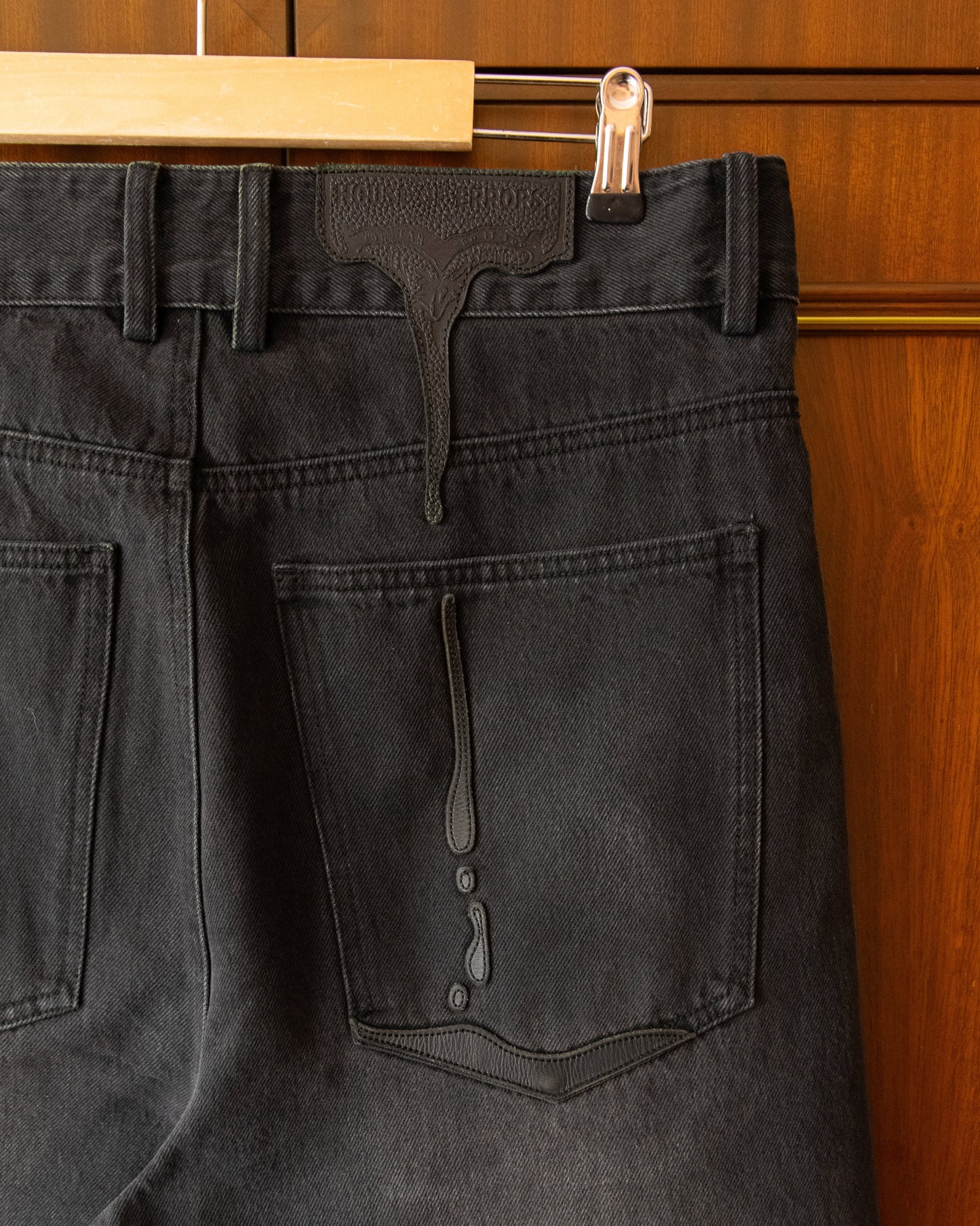 MELTING PATCH JEANS - VINTAGE BLACK