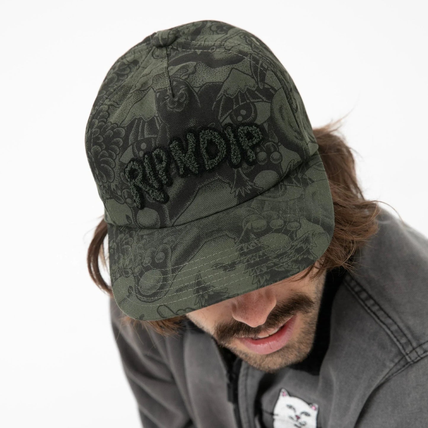 CAP 5 PANEL TWISTED DARK