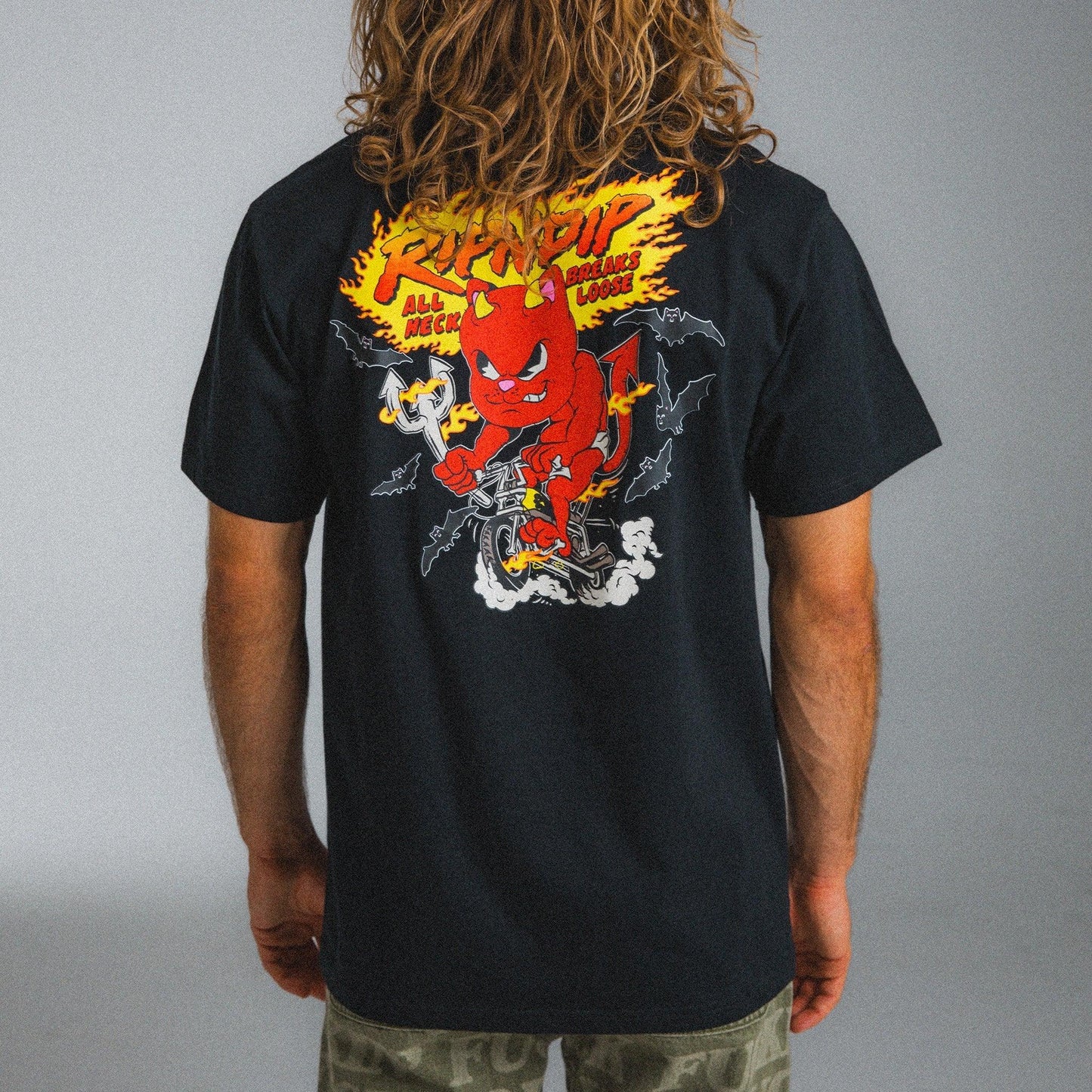 CAMISETA BREAK LOOSE
