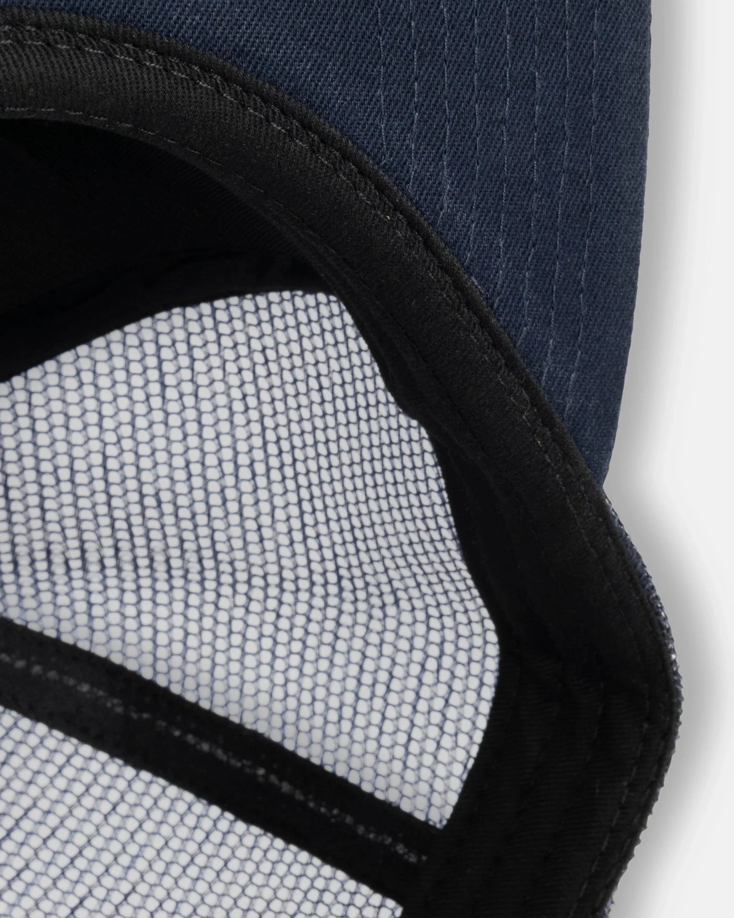 OUTLINED - TRUCKER - NAVY