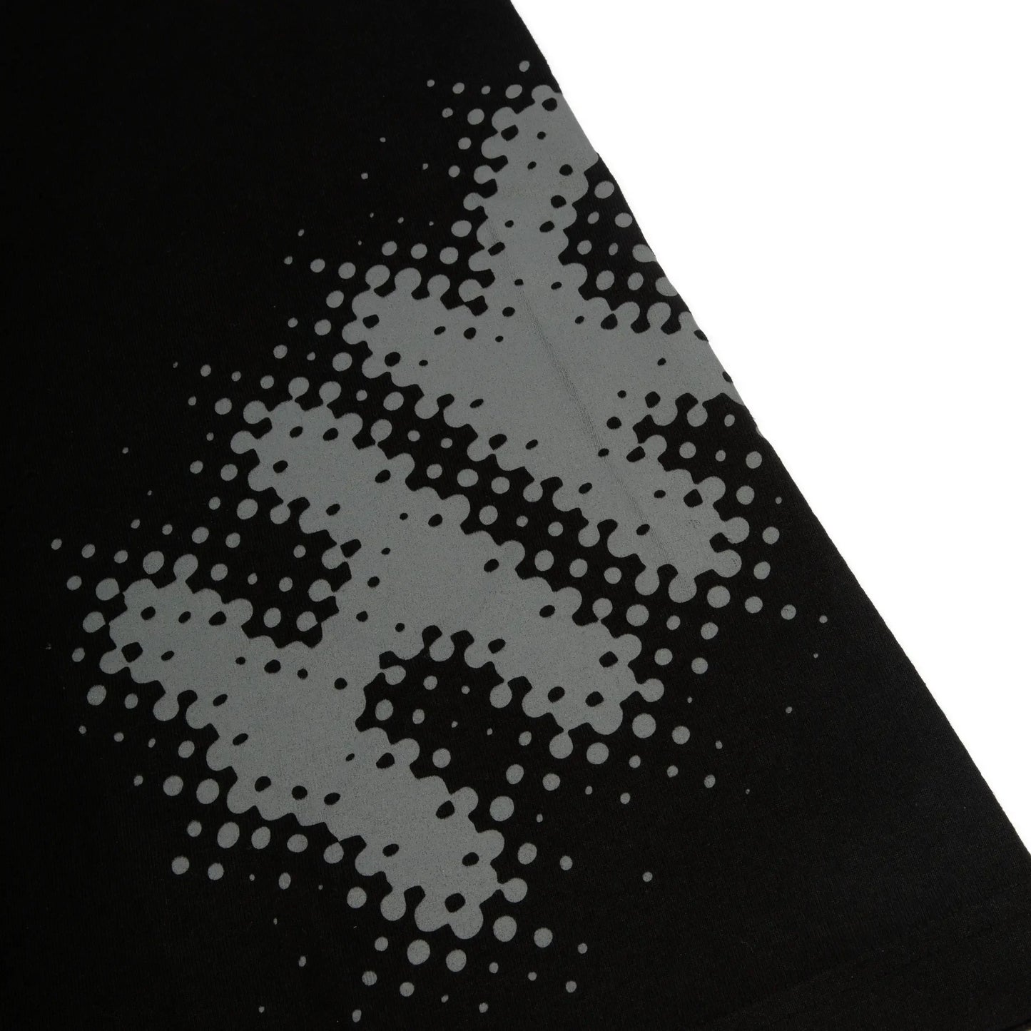 Tee Halftone Black