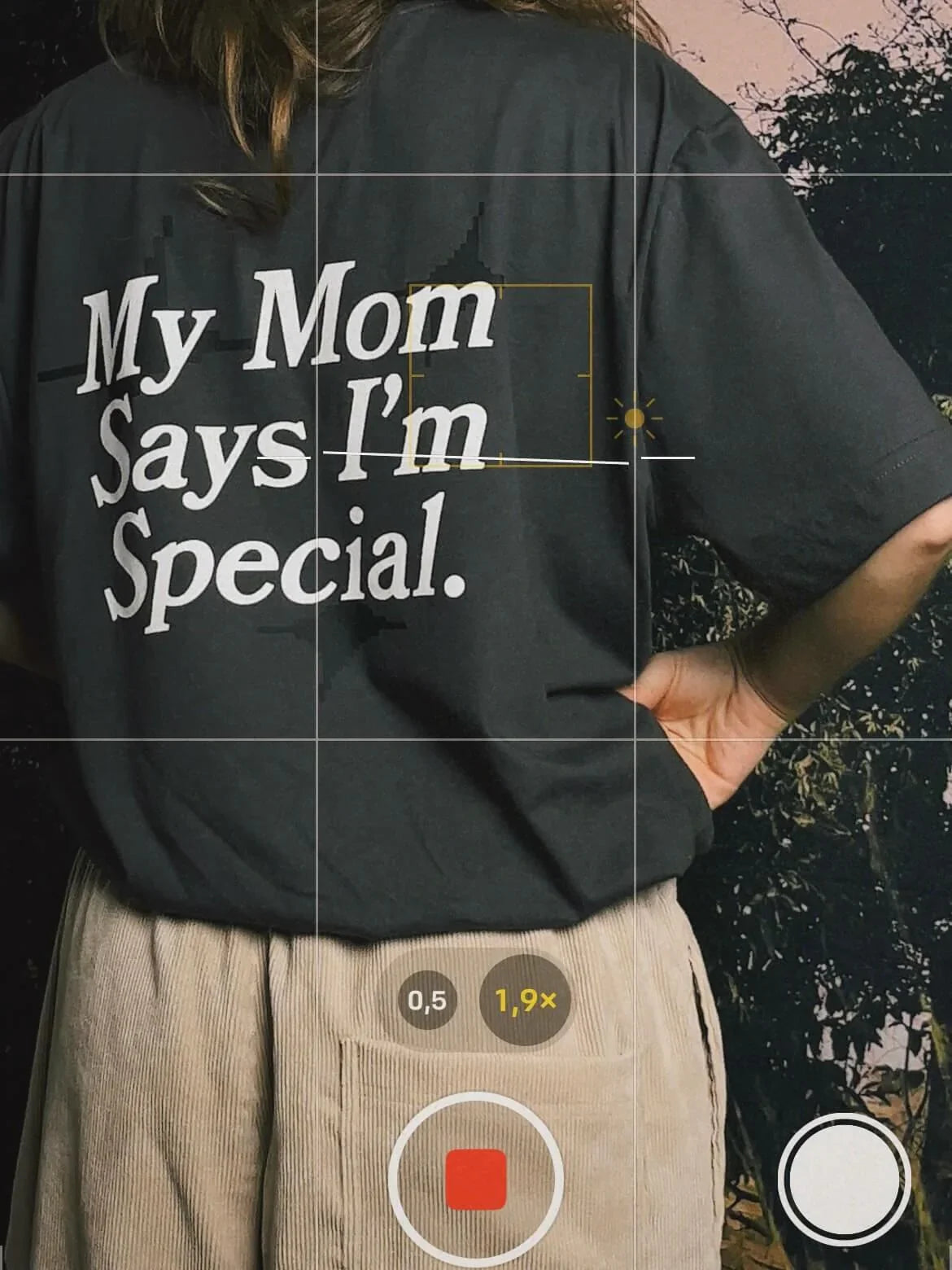 T-SHIRT MY MOM SAYS