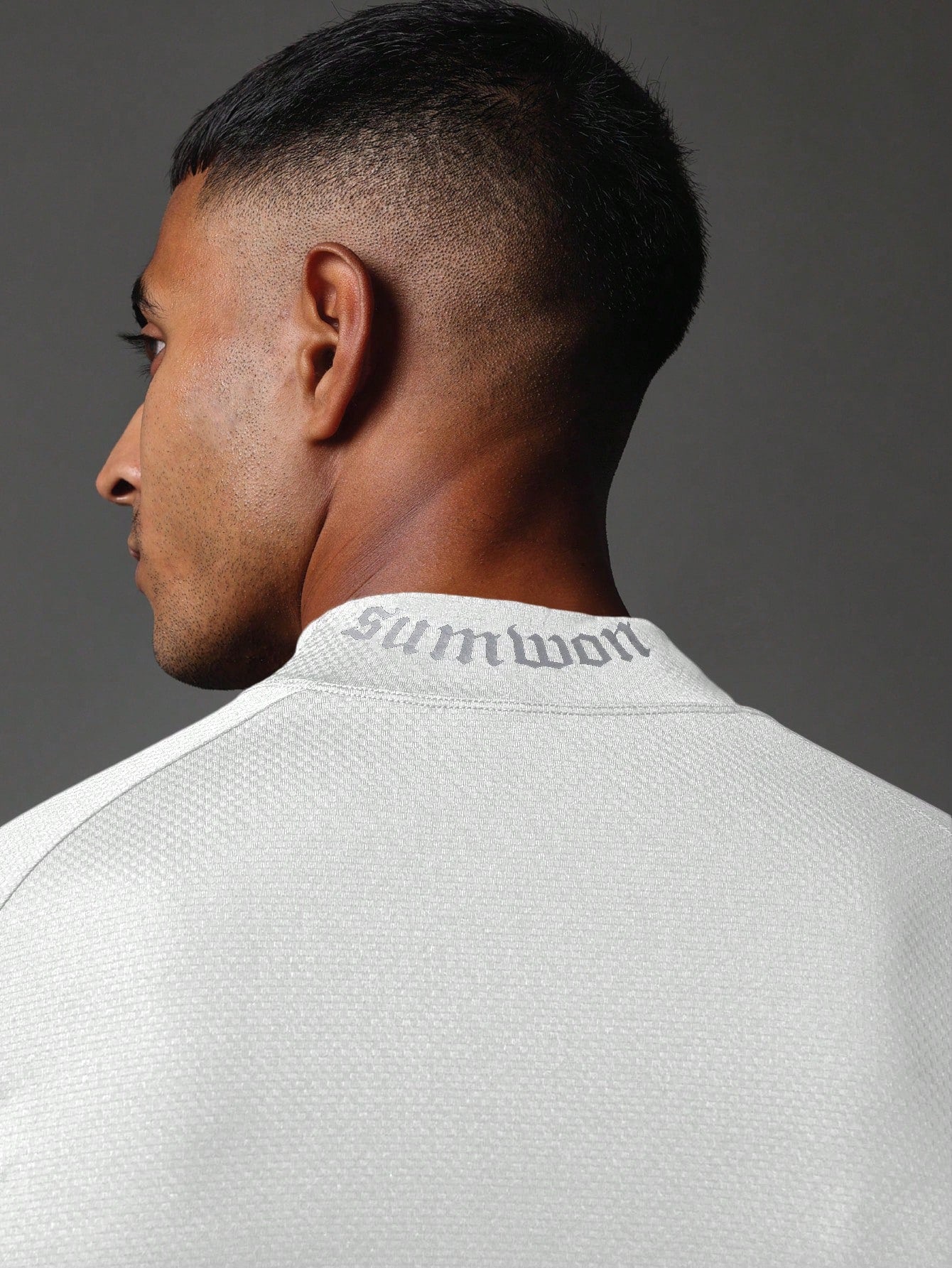 Camiseta Fit Longer