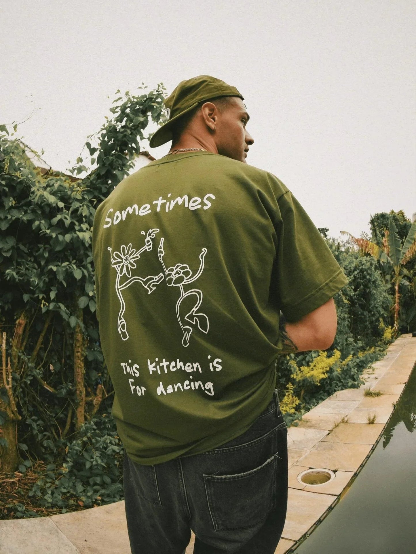 T-SHIRT DANCING SHADOW