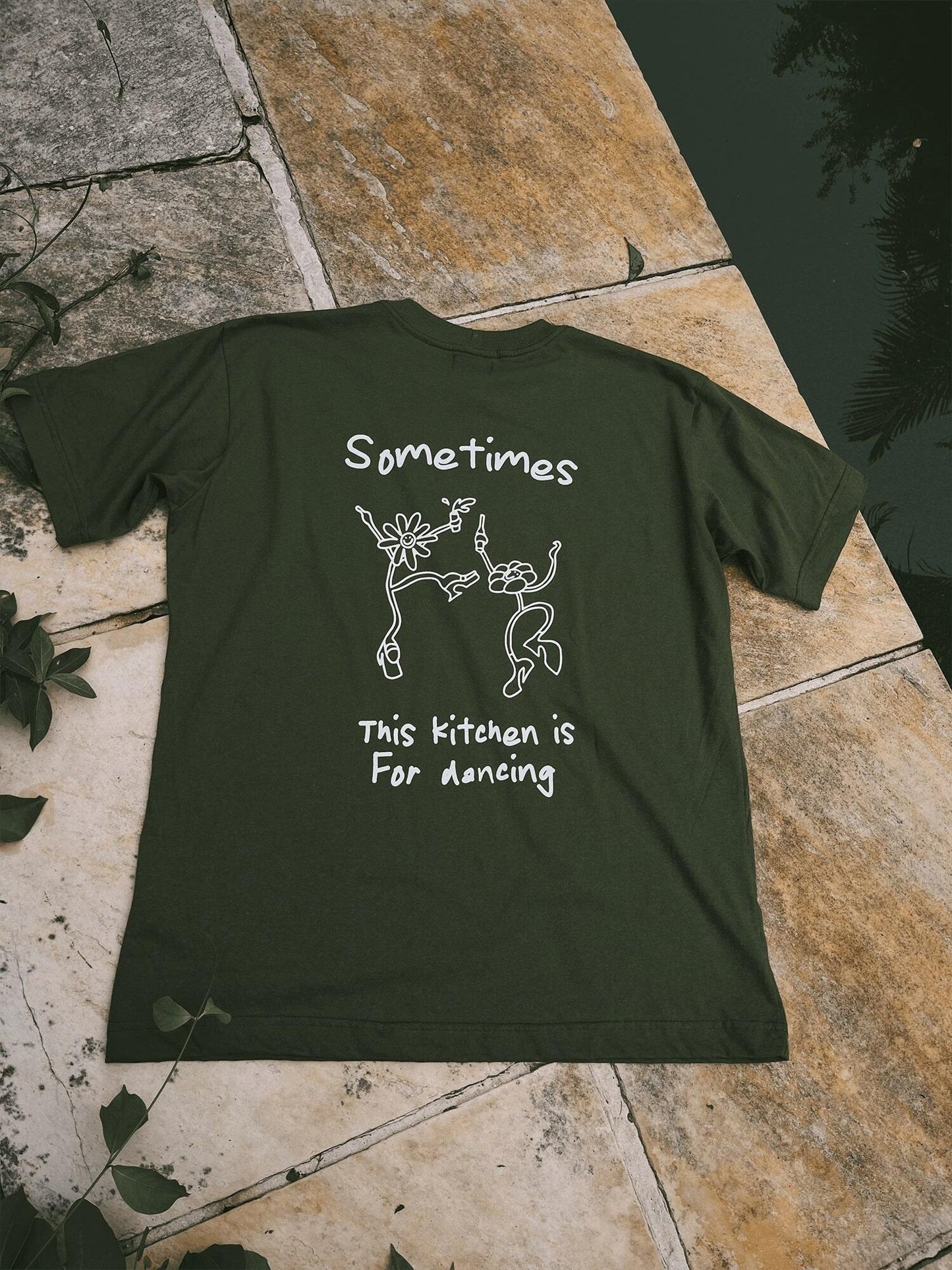 T-SHIRT DANCING SHADOW