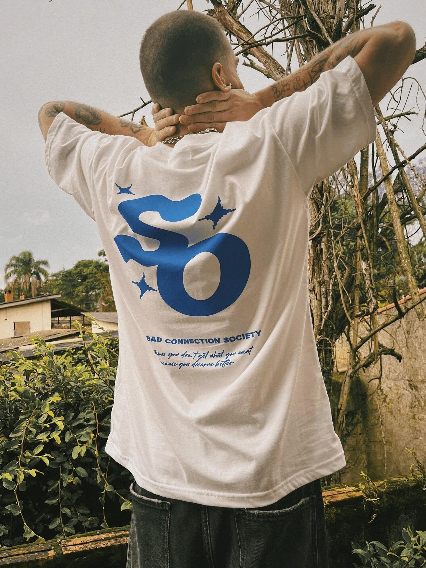 CAMISETA SHADOW OVAL