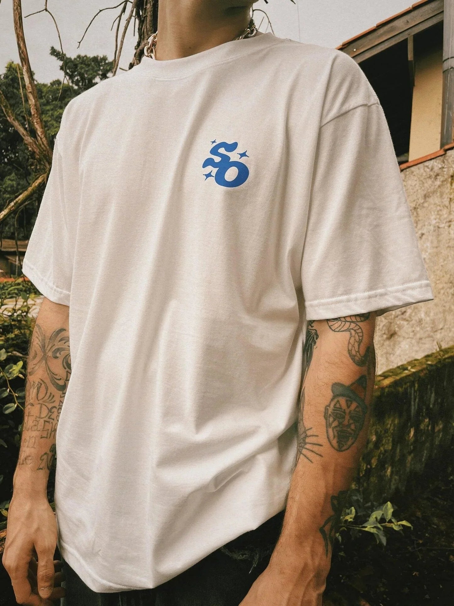 CAMISETA SHADOW OVAL