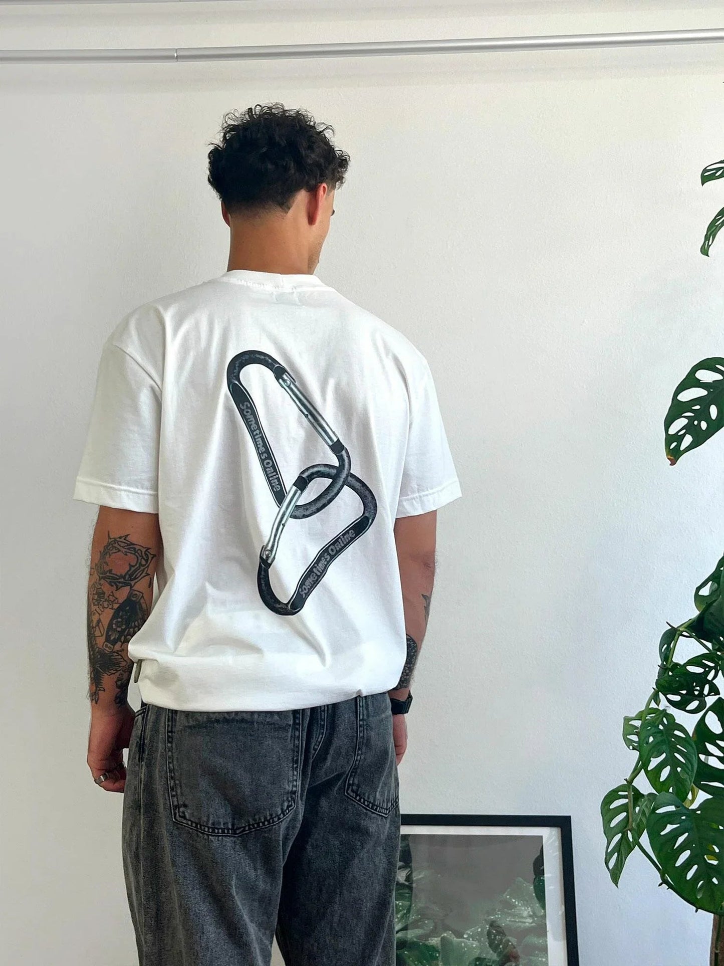 T-SHIRT CARABINER WHITE