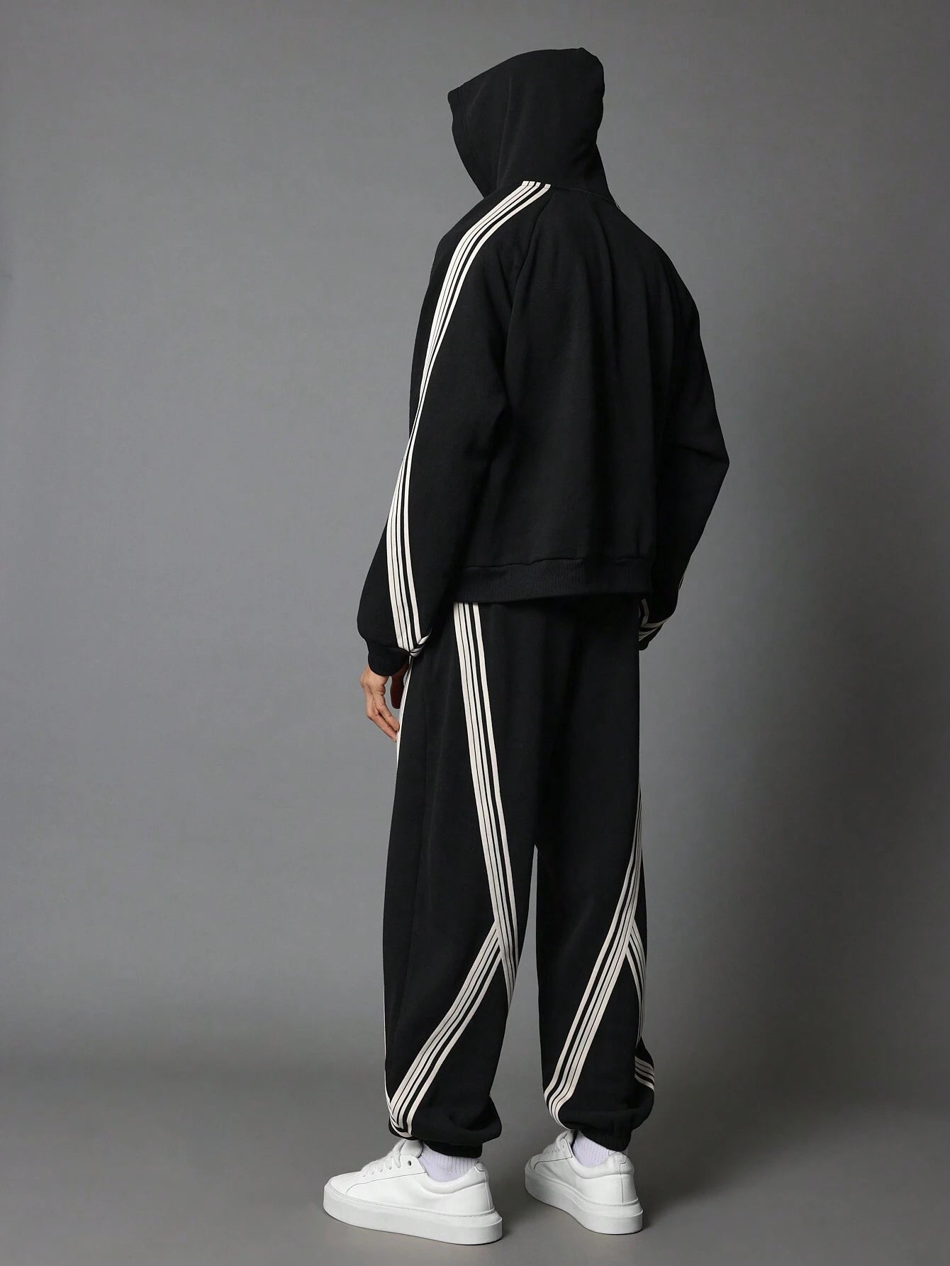 Conjunto Oversized Overhead Black Linhes