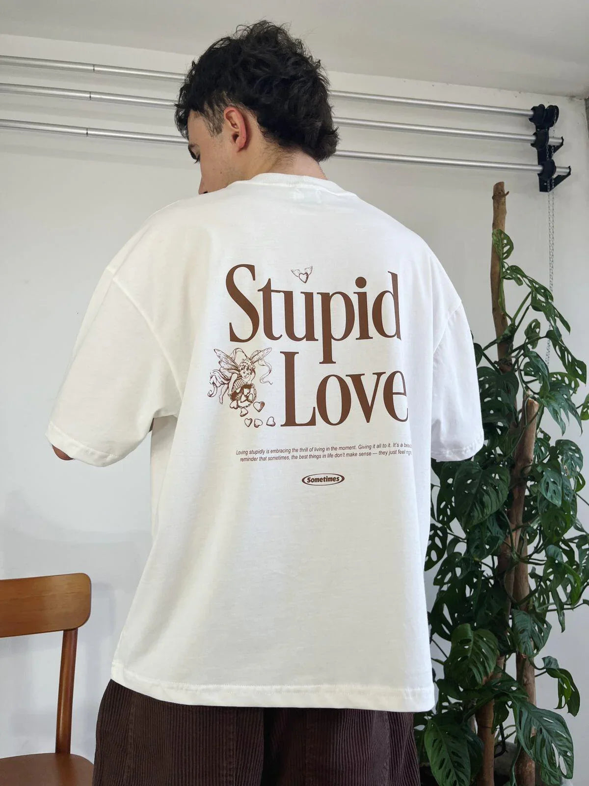 T-SHIRT BOXY STUPID LOVE